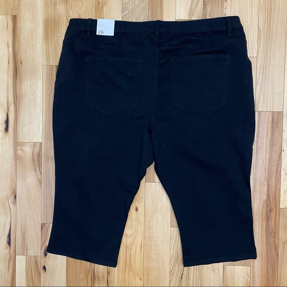 NWT Lane Bryant Pedal Capris - Picture 2 of 6